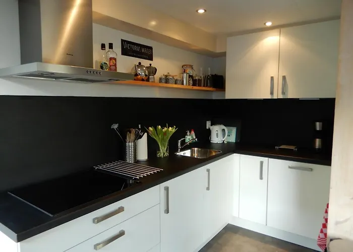 Holiday Sunset Noordwijkerhout